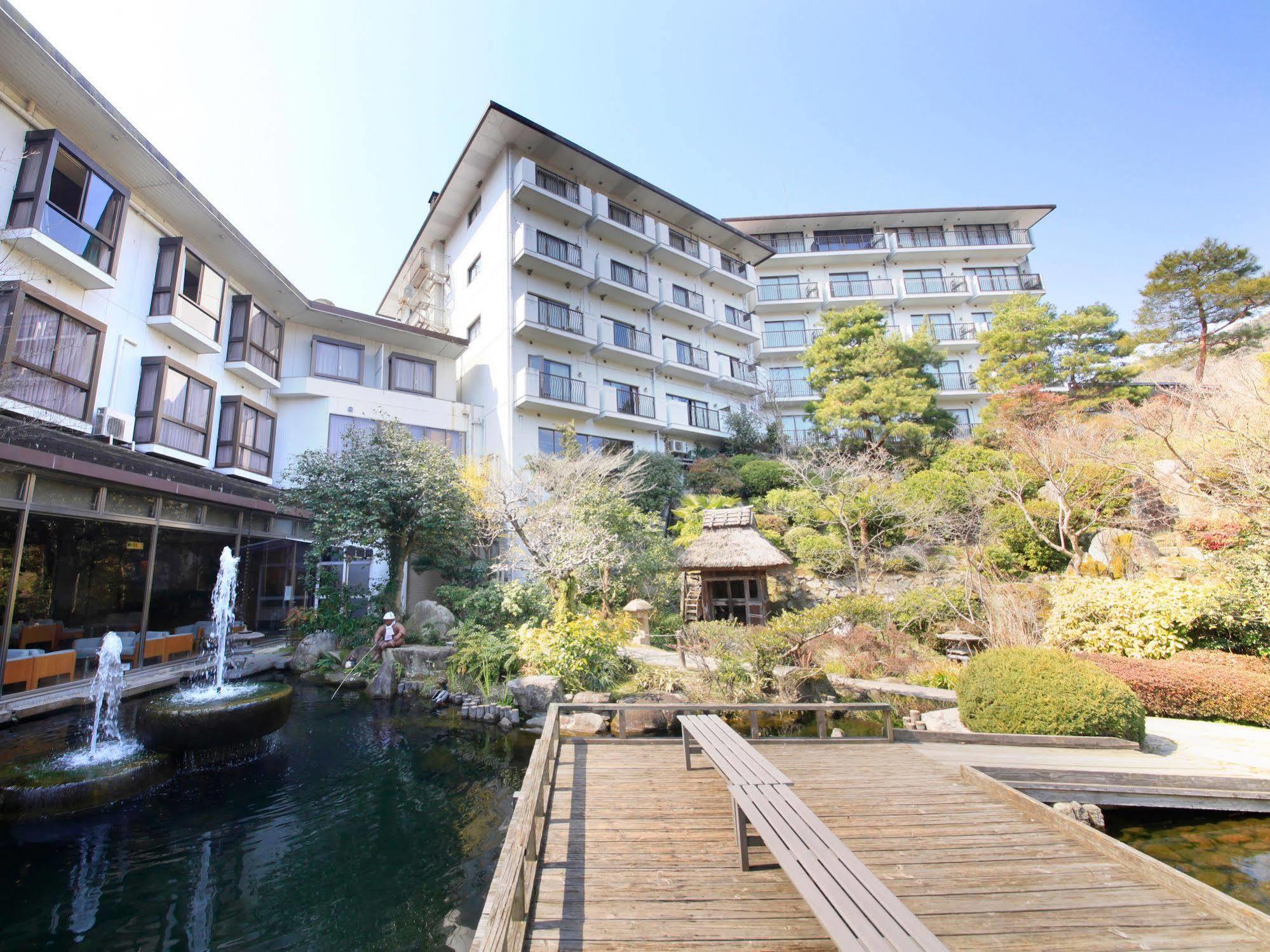 Hotel Kamogawaso Takehara Exteriér fotografie